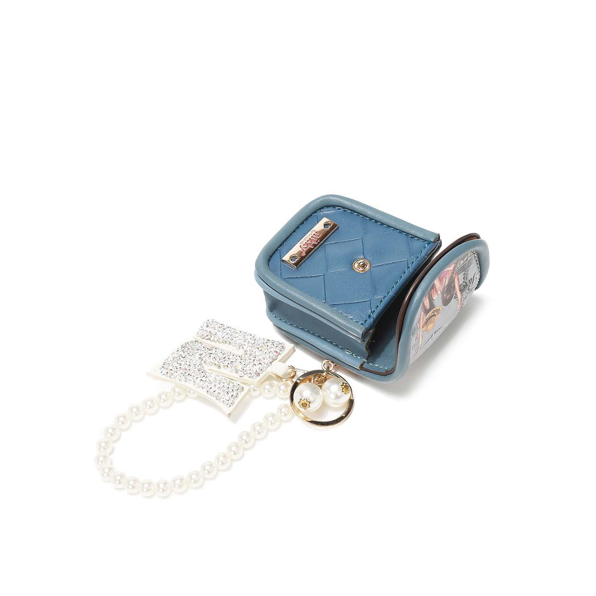 Llavero con Porta Audífonos y Pulsera de Perlas Nikky